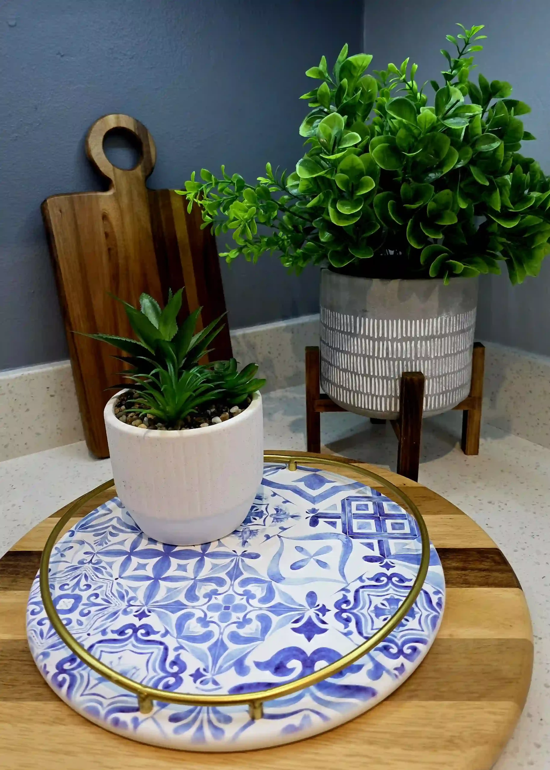 White with Blue Pattern + Gold Tray - Image 4