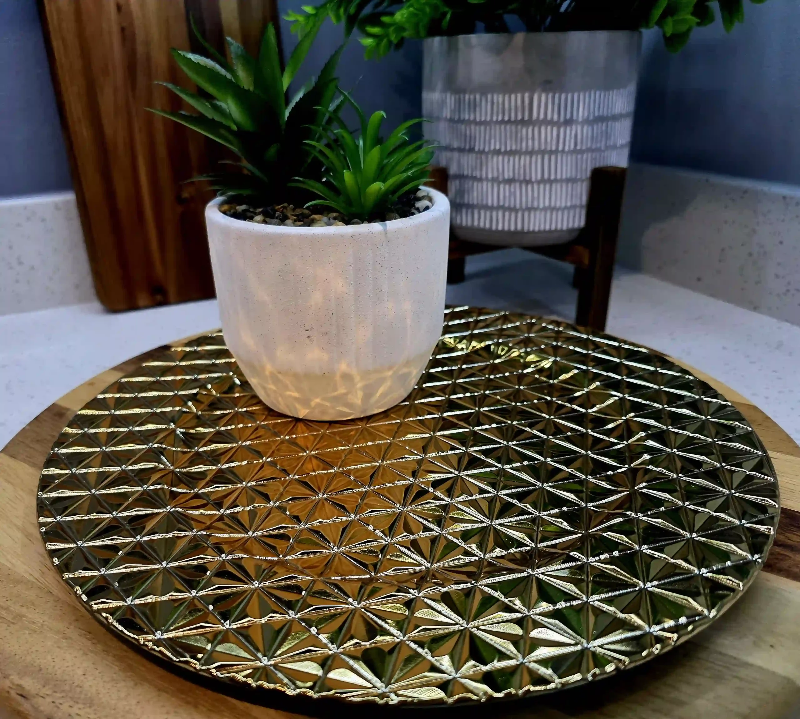 Gold Patterned Underplates - Image 7