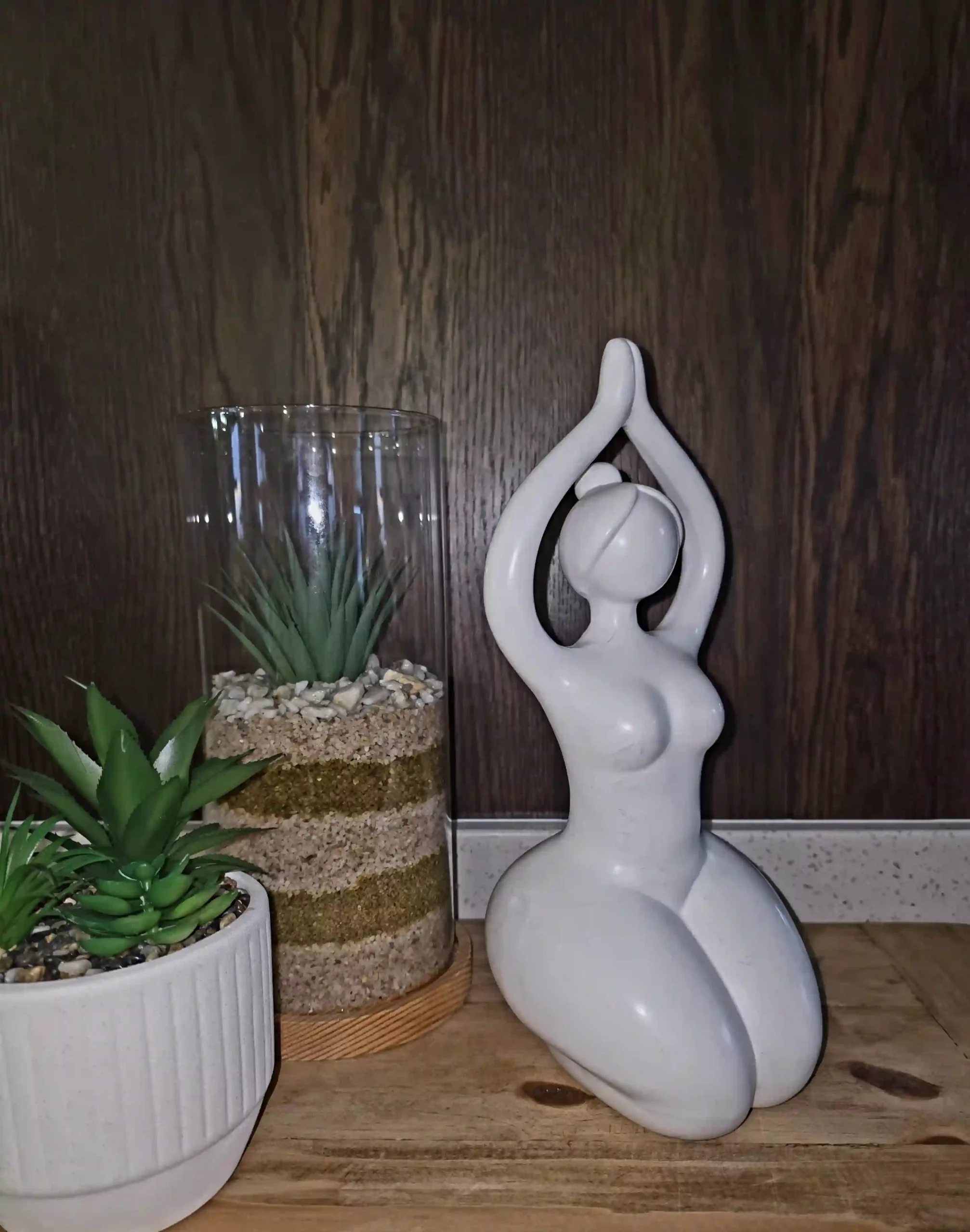 White Curvy Lady Ornament - Image 3