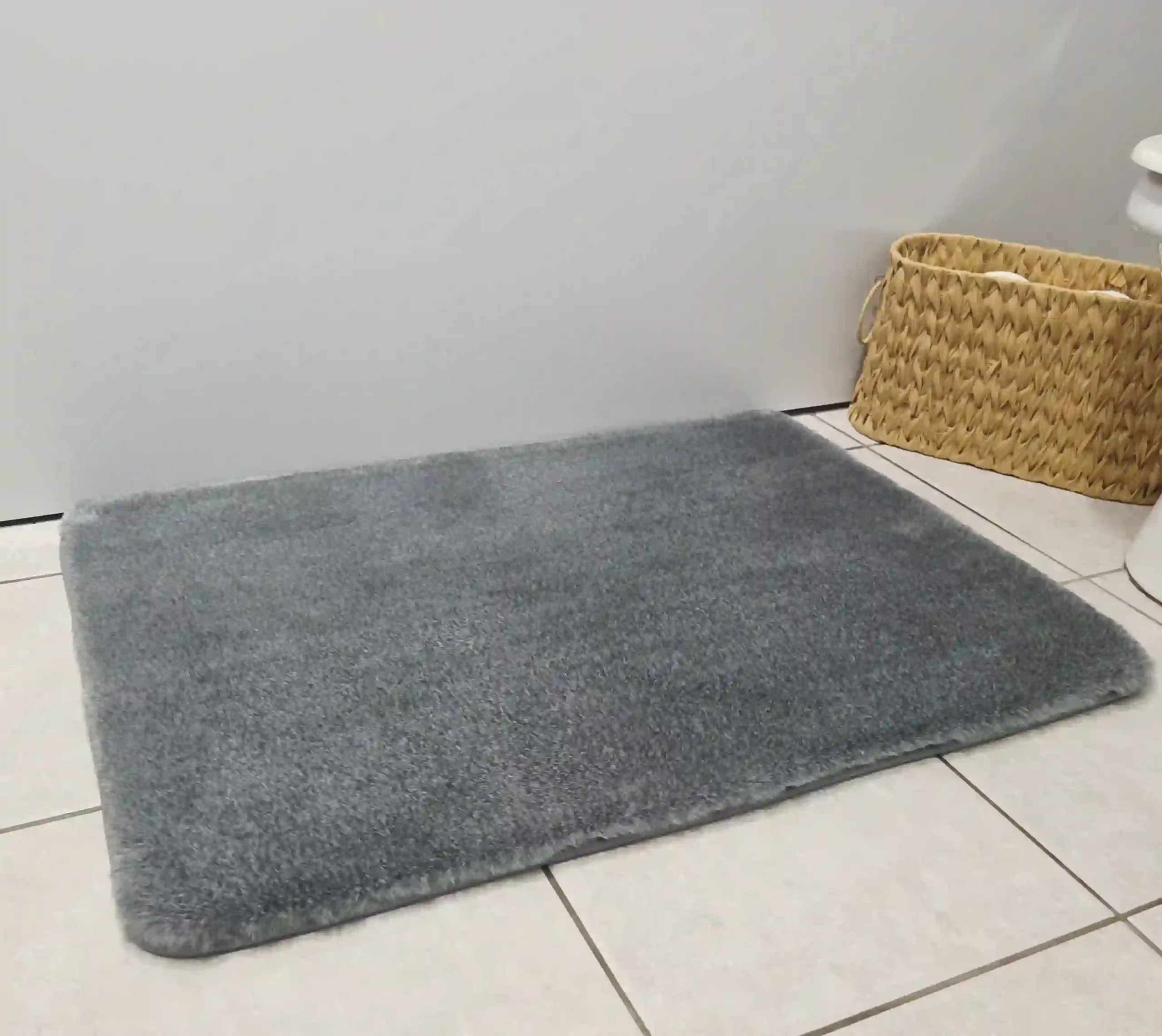 Grey Charcoal Fur XL Bath Mat - Image 4