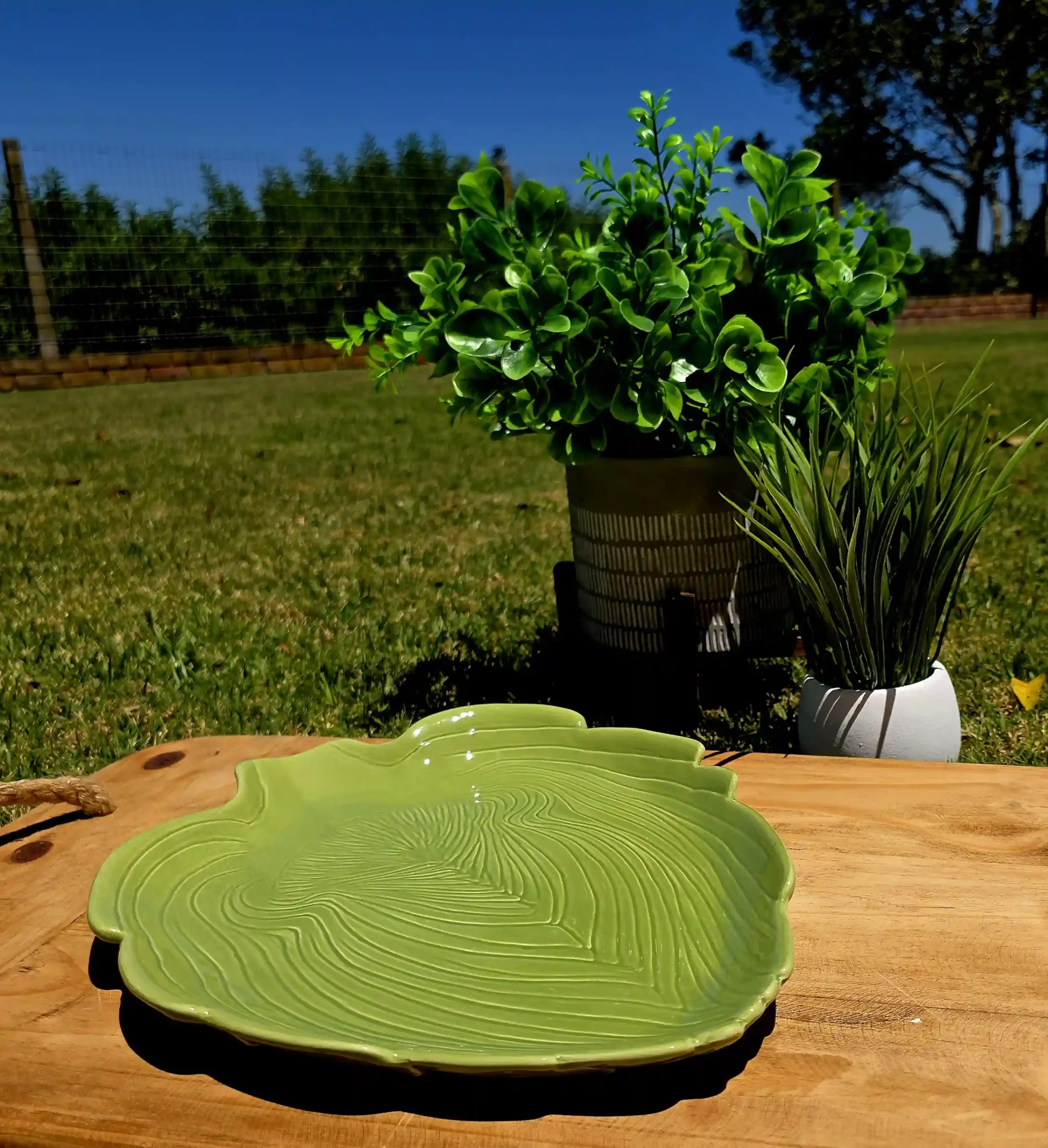 Green Artichoke Ceramic Plate