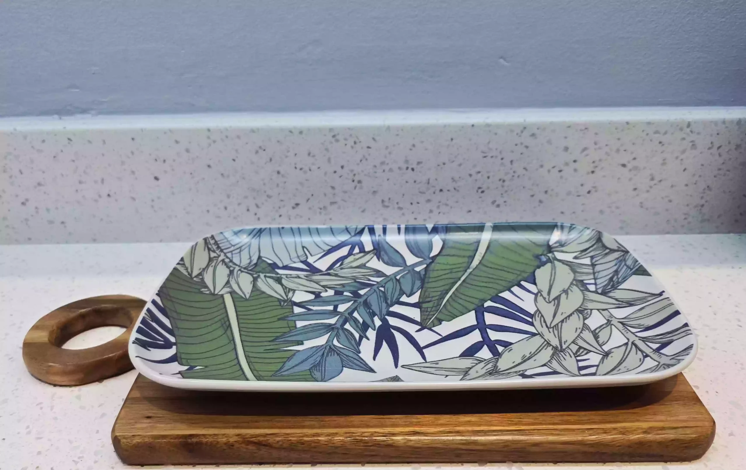 Leaf Patterned Ceramic Rectangular Plate - Image 2