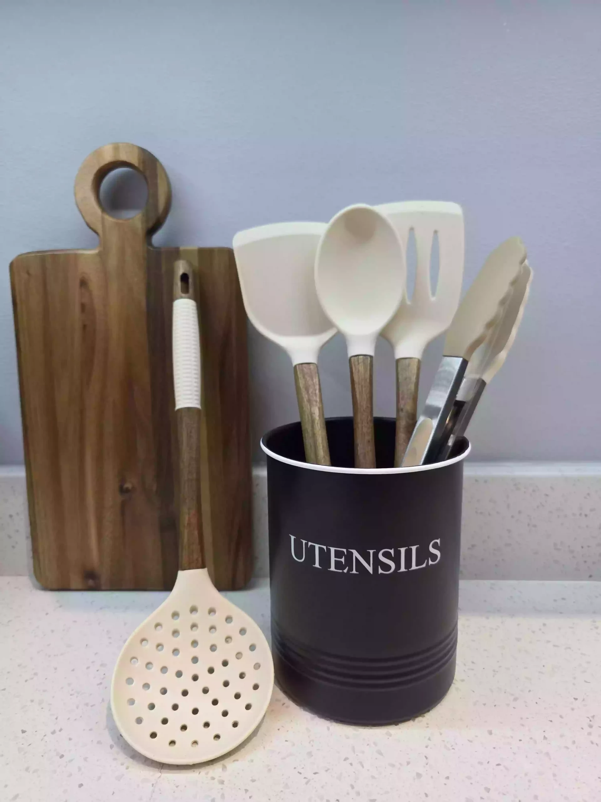 5-Piece Silicone & Wood Kitchen Utensil Set with Tongs - Image 2