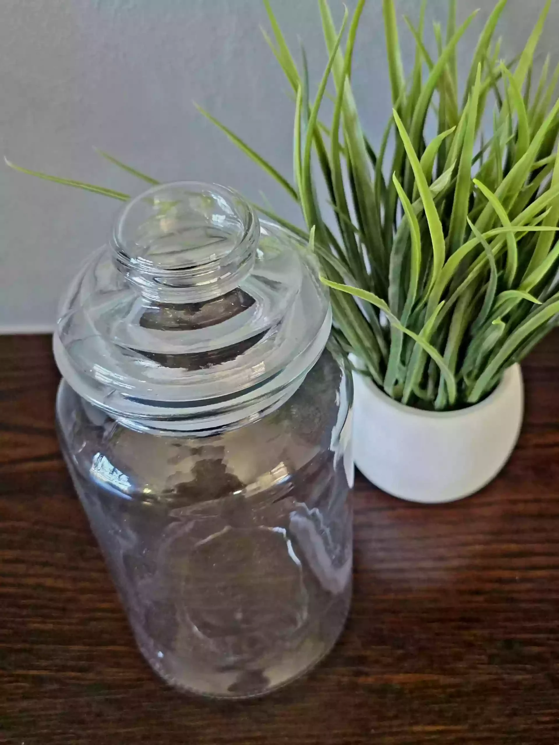 Glass Storage Jar with Airtight Lid – 1.3L - Image 2